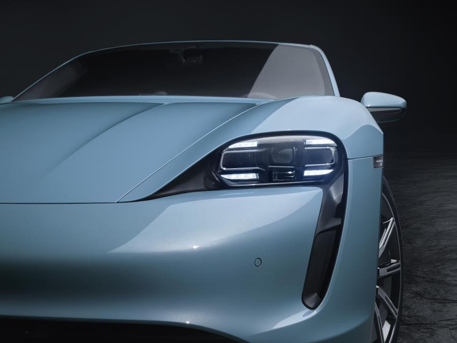 Детали экстерьера Porsche Taycan 4S 2019 года  (WW) (фото 6 из 41)